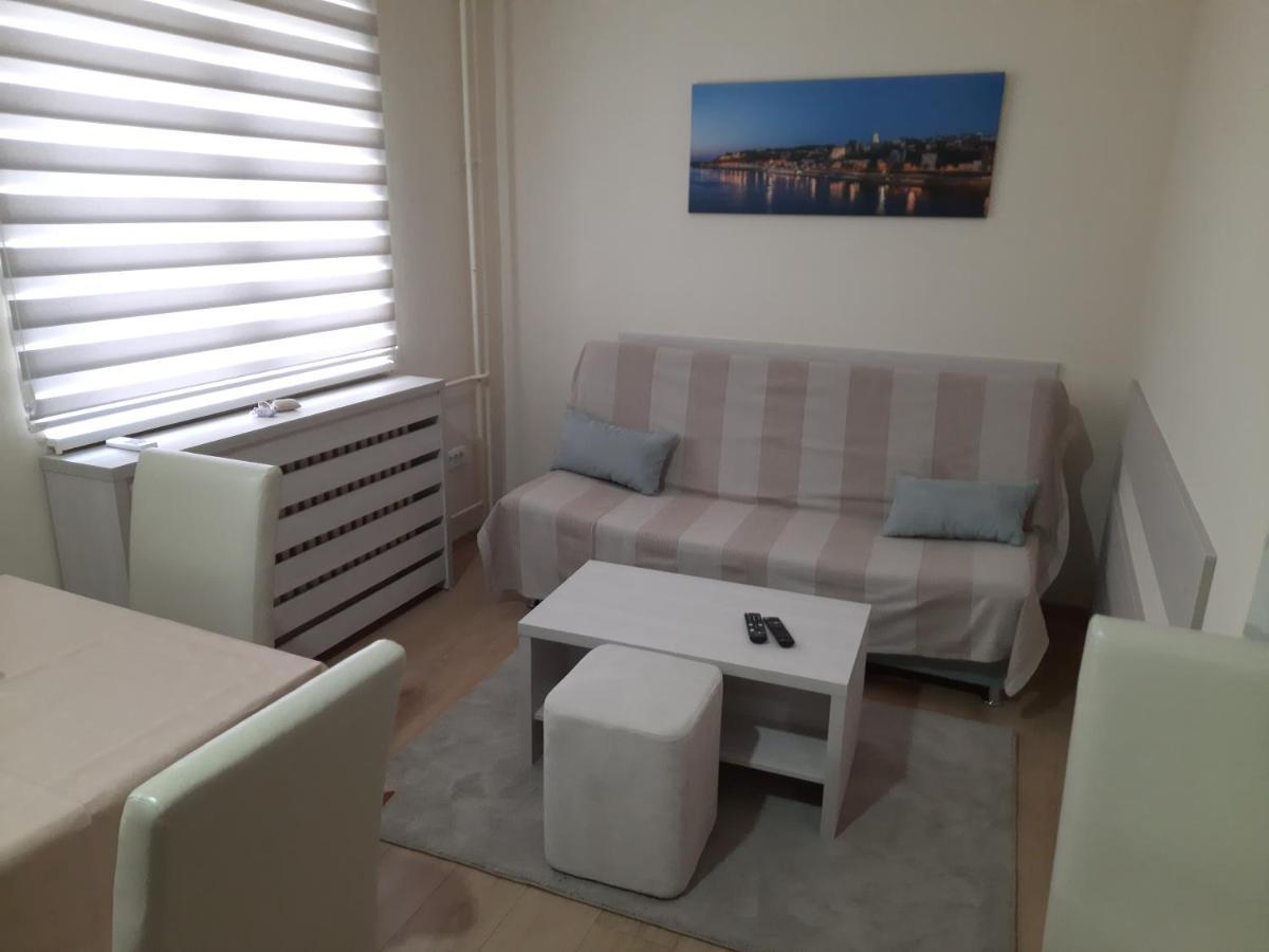Apartman Karadjordje 2 Belgrade Extérieur photo